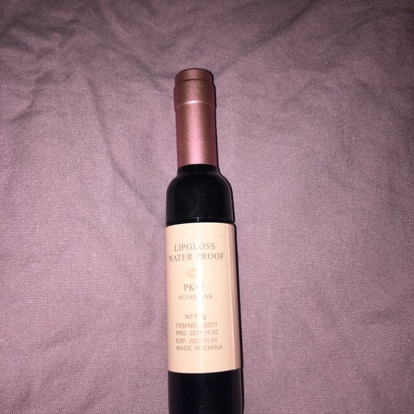 NWT Man Zi Miao wine lip tint - Picture 2 of 3